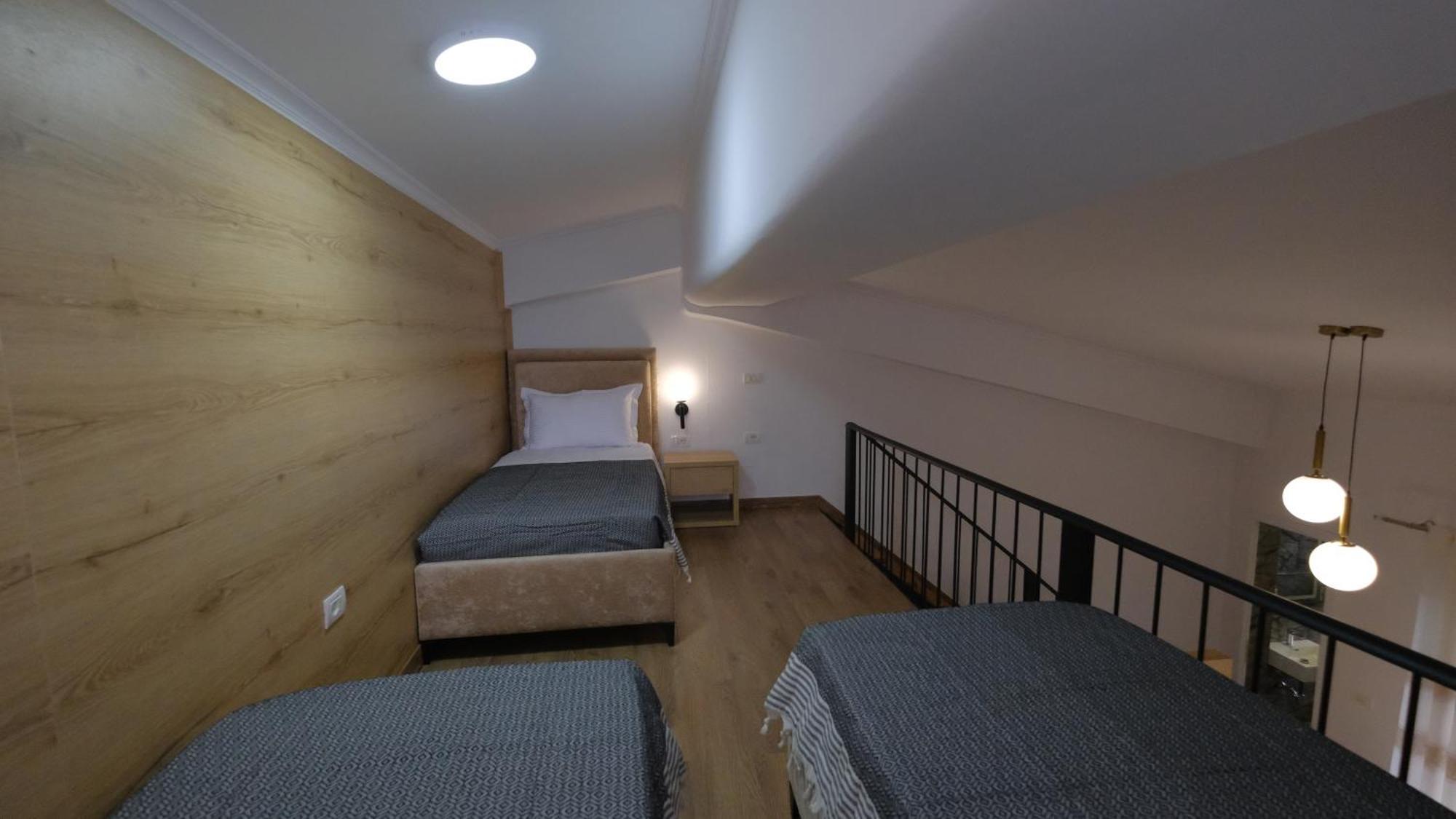 Salillari Guest House Berat Buitenkant foto
