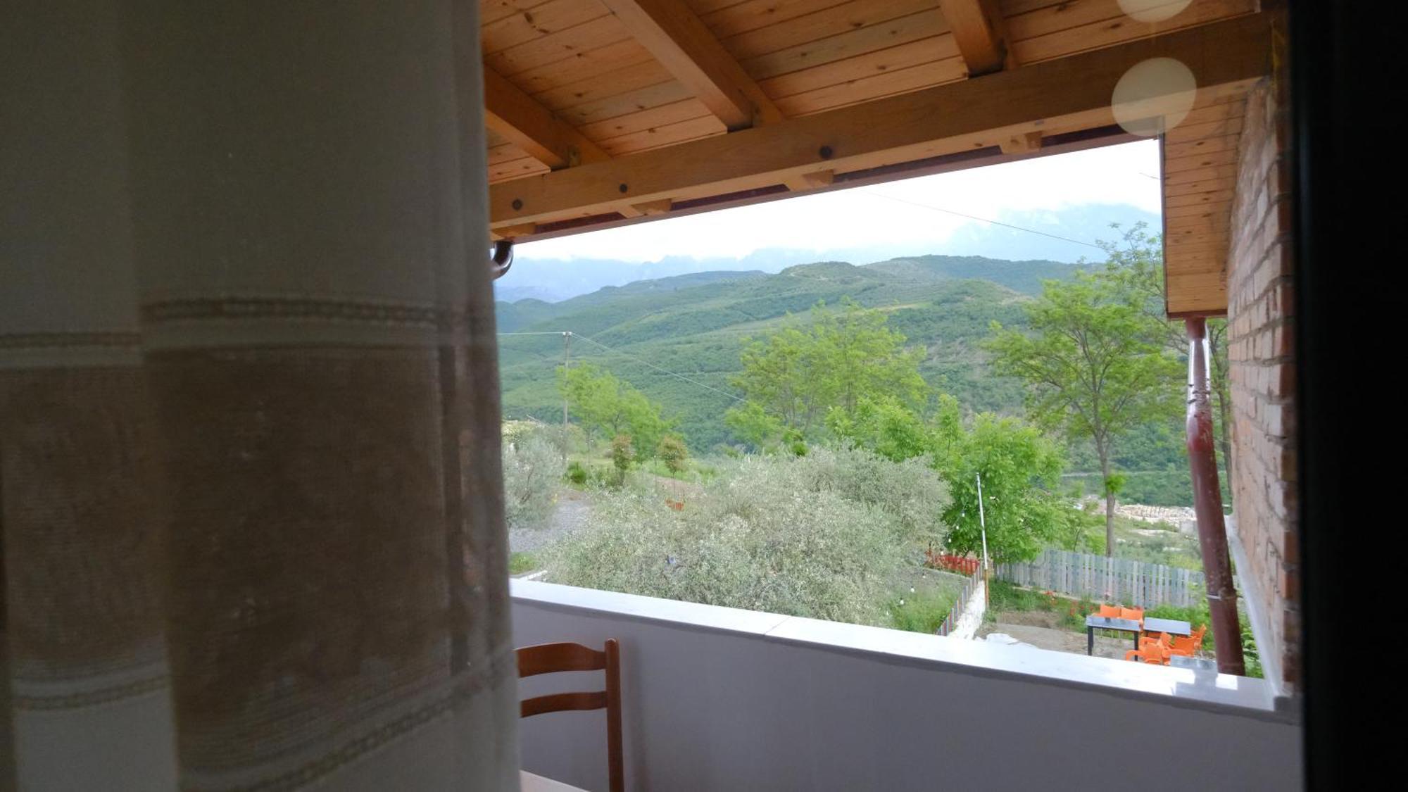 Salillari Guest House Berat Buitenkant foto