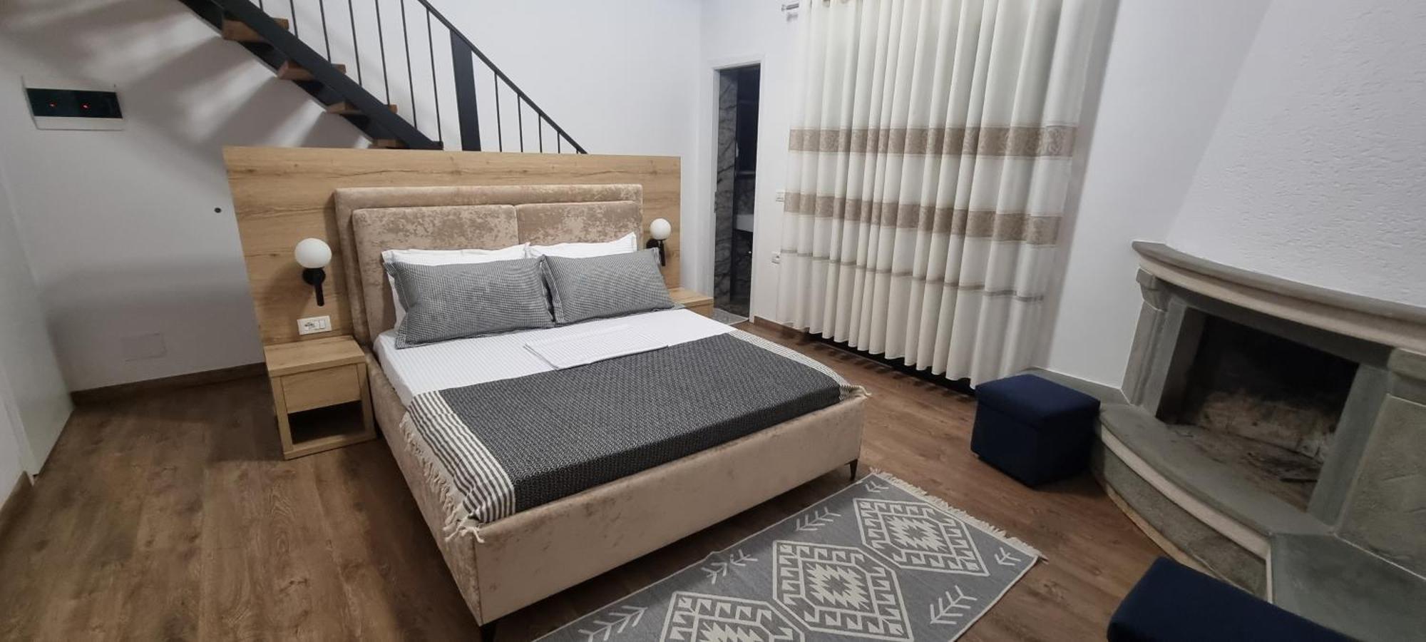 Salillari Guest House Berat Buitenkant foto