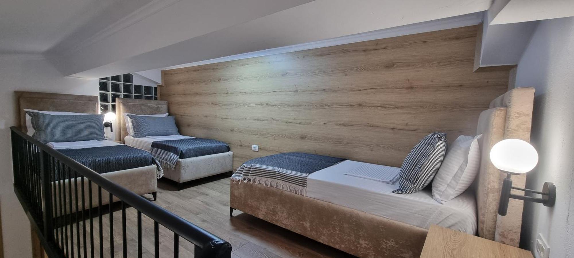 Salillari Guest House Berat Buitenkant foto