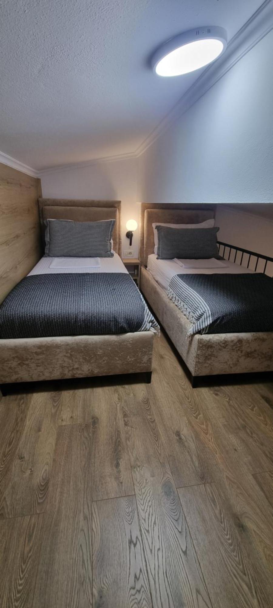 Salillari Guest House Berat Buitenkant foto