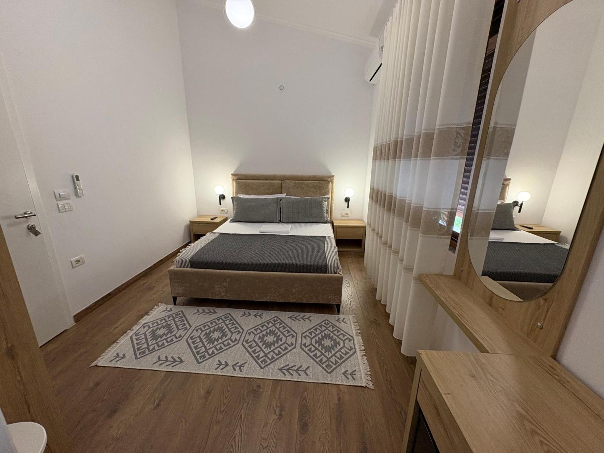 Salillari Guest House Berat Buitenkant foto