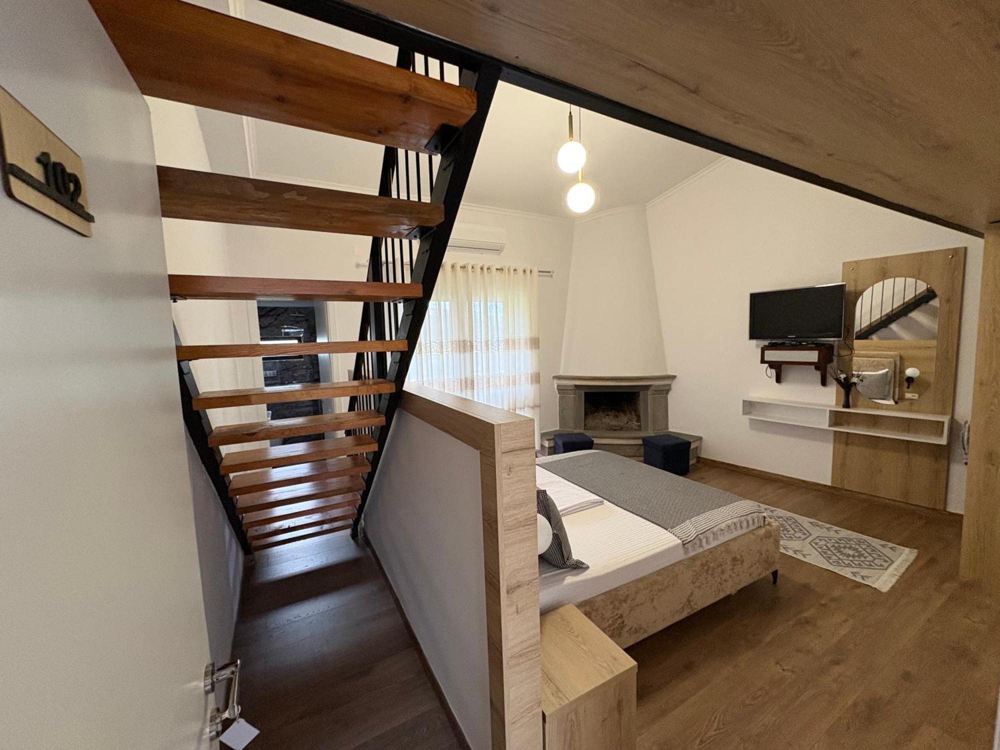 Salillari Guest House Berat Buitenkant foto