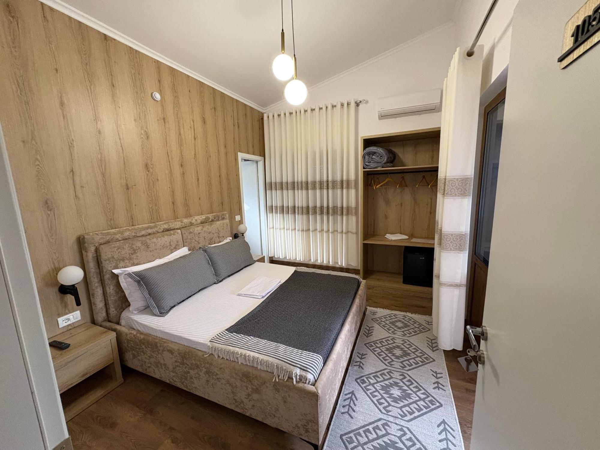 Salillari Guest House Berat Buitenkant foto